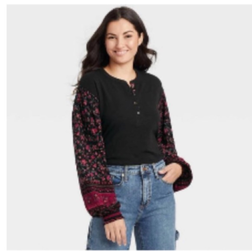 Knox Rose Henley Top